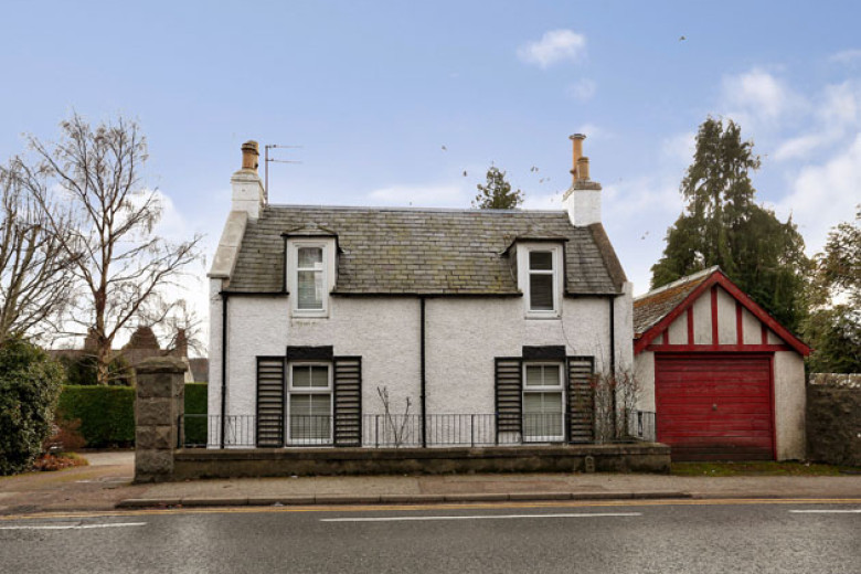 507 North Deeside Road, Cults, Aberdeen AB15 9ES Mackinnons Solicitors