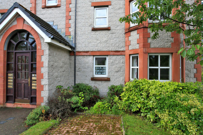 56c Ashgrove Road, Aberdeen AB25 3AD Mackinnons Solicitors