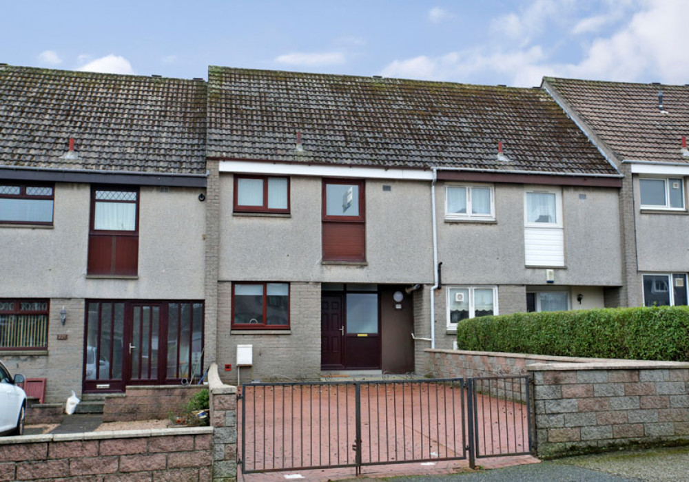 223 Cairncry Road, Aberdeen AB16 5YD Mackinnons Solicitors