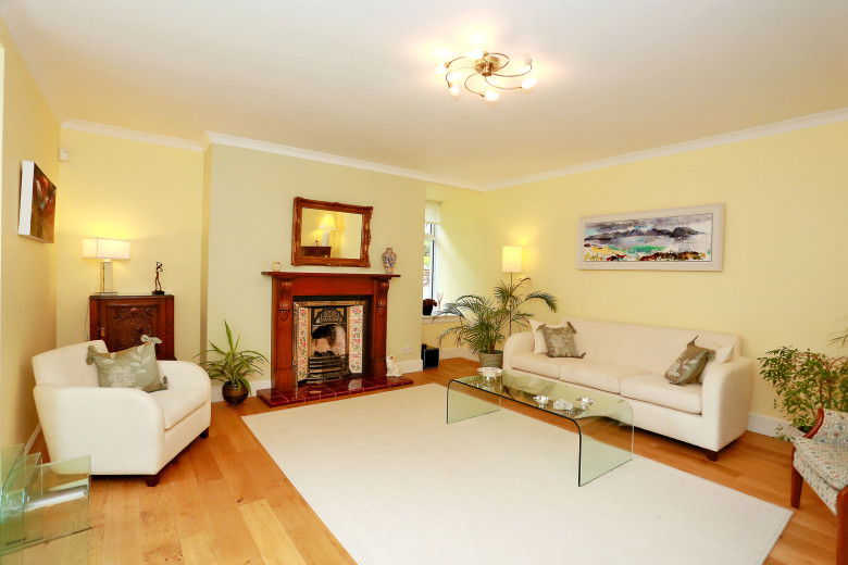 Craigbank House, Kirk Brae, Cults, Aberdeen, AB15 9QL Mackinnons