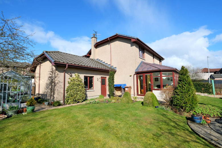 7 Earlspark Way, Bieldside Mackinnons Solicitors