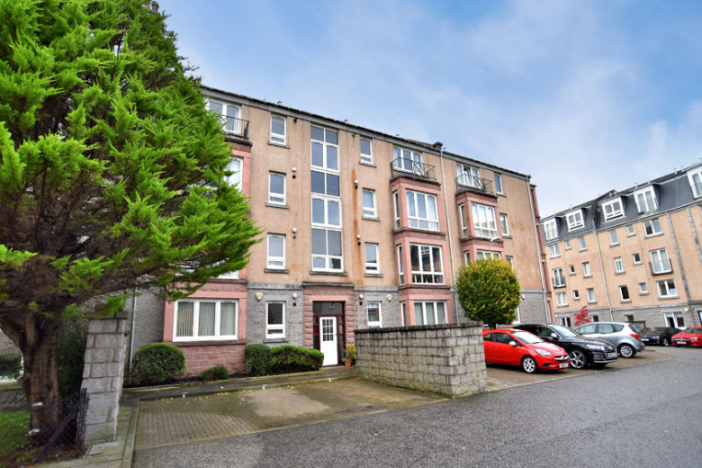 2d Granton Gardens, Regency Court, Aberdeen, AB10 6ST Mackinnons