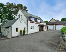 Kirkside Guests House 21 3789