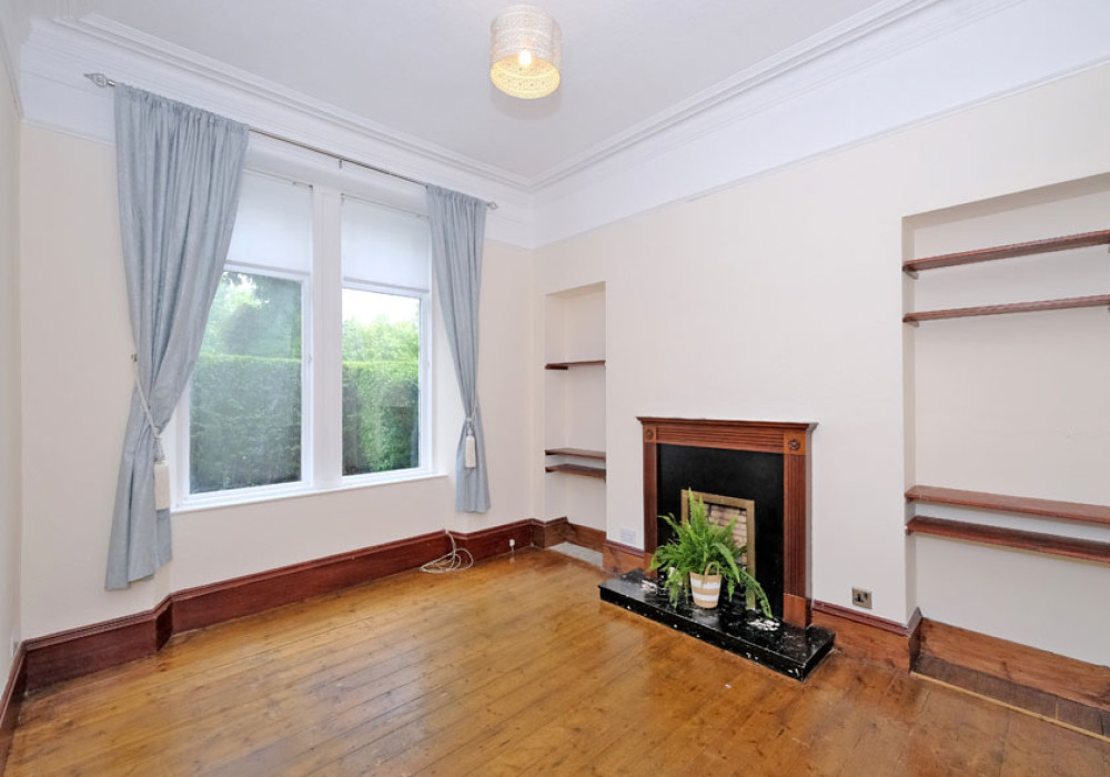 106 Leslie Terrace, Aberdeen, AB25 3XD Mackinnons Solicitors