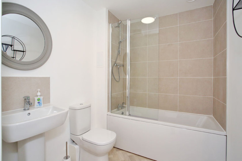 46 Ocean Apartments, 5254 Park Road, Aberdeen Mackinnons Solicitors