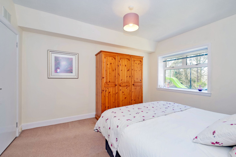 6 Postcliffe House, Peterculter AB14 0UY Mackinnons Solicitors