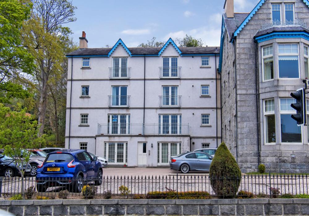 226d Gordon House, North Deeside Road, Peterculter Mackinnons Solicitors