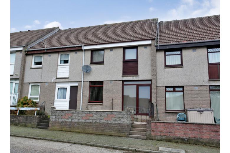 223 Cairncry Road, Aberdeen AB16 5YD Mackinnons Solicitors