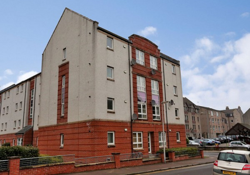 2C Holland Place Aberdeen AB25 3UW Mackinnons Solicitors